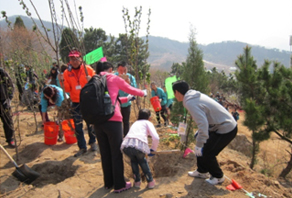 2015春季“永旺故鄉(xiāng)林”植樹活動